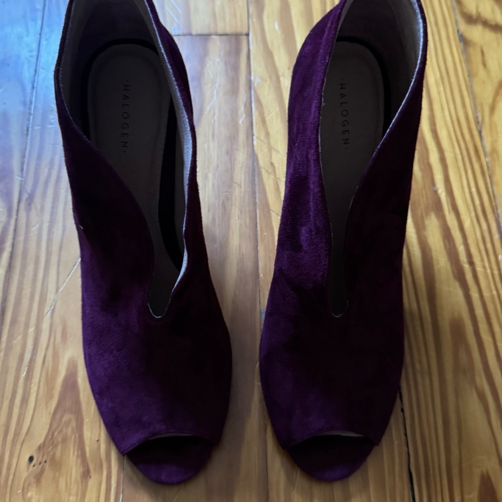 Halogen by Nordstrom Plum Suede Peep-Toe Bootie Heels size 9.5 - Picture 5 of 6